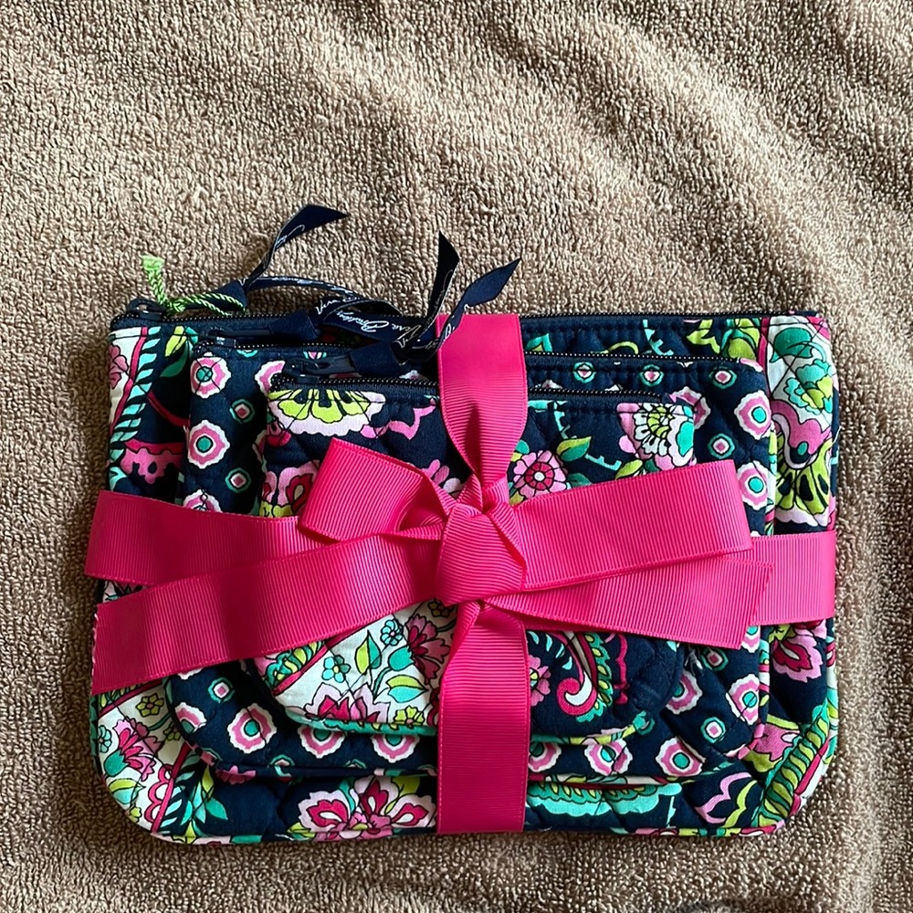 Vera Bradley Cosmetic Trio NWT - Picture 3 of 9